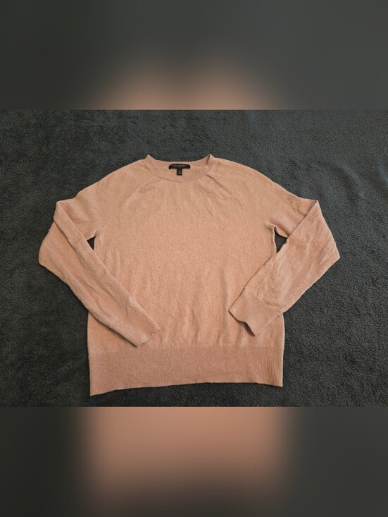 Banana Republic Sweaters - Banana Republic Crewneck Sweater